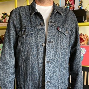 Levi’s Cheetah Print Trucker Jacket XL like new